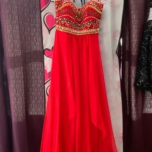 red prom dress
